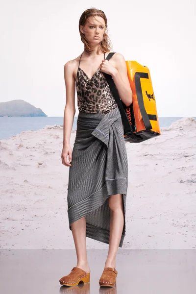Look 17